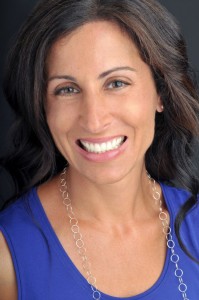 Headshot of Lisa Genova.