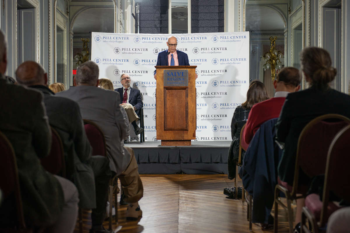 Dan Barry receives 2018 Pell Center Prize for Story in the Public Square